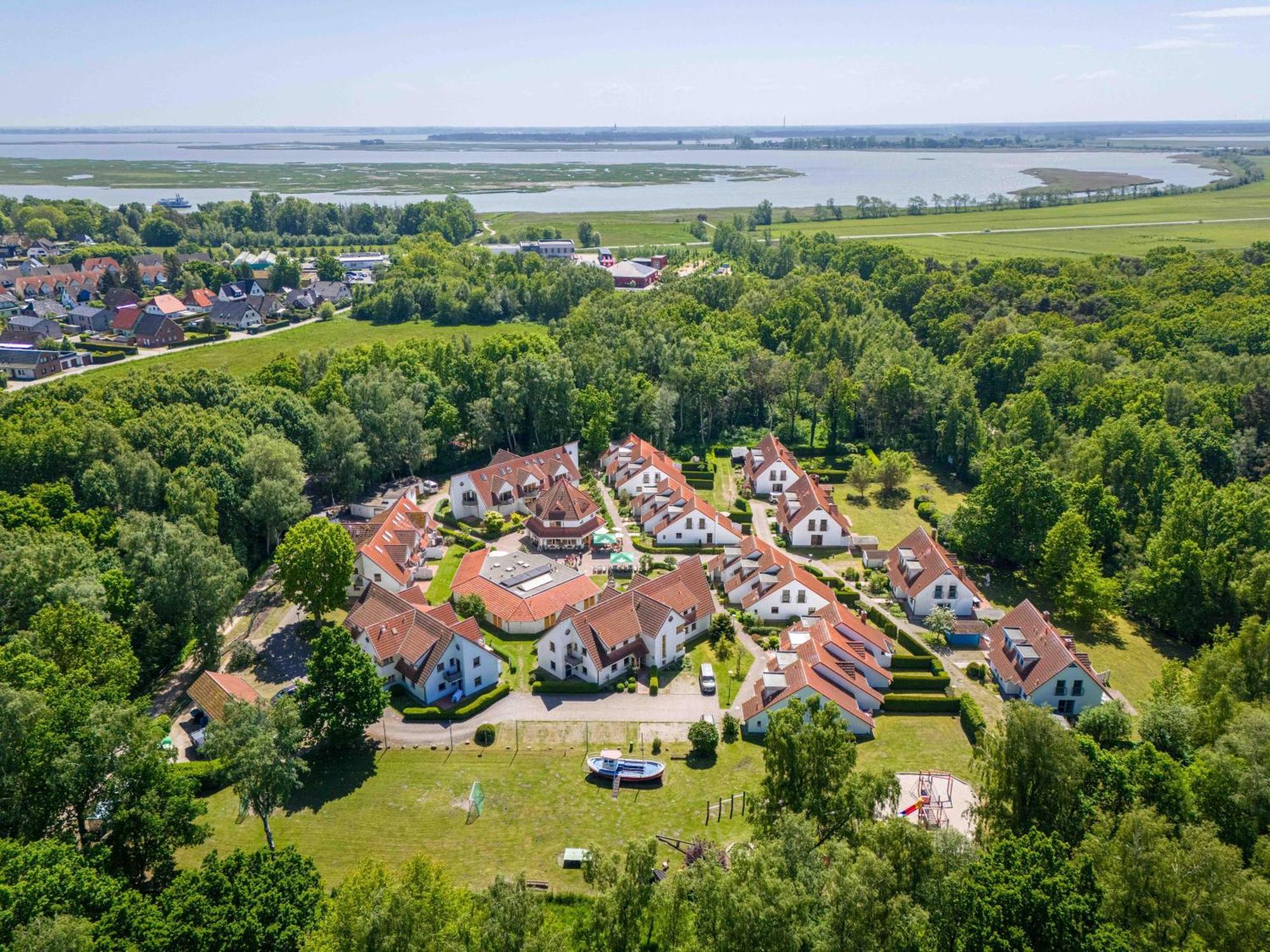 Ferienpark Freesenbruch Wohnung 2 6 - Windrose ซิงสท์ ภายนอก รูปภาพ